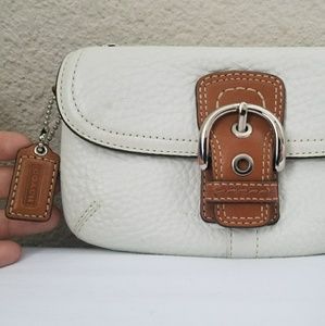 Coach rare White leather wristlet wallet EUC